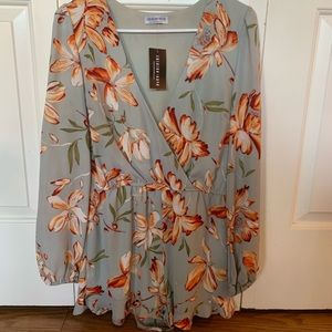 Fashion Nova floral romper NEW NWT